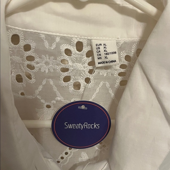 SweatyRocks White Lace Blouse - Picture 1 of 2